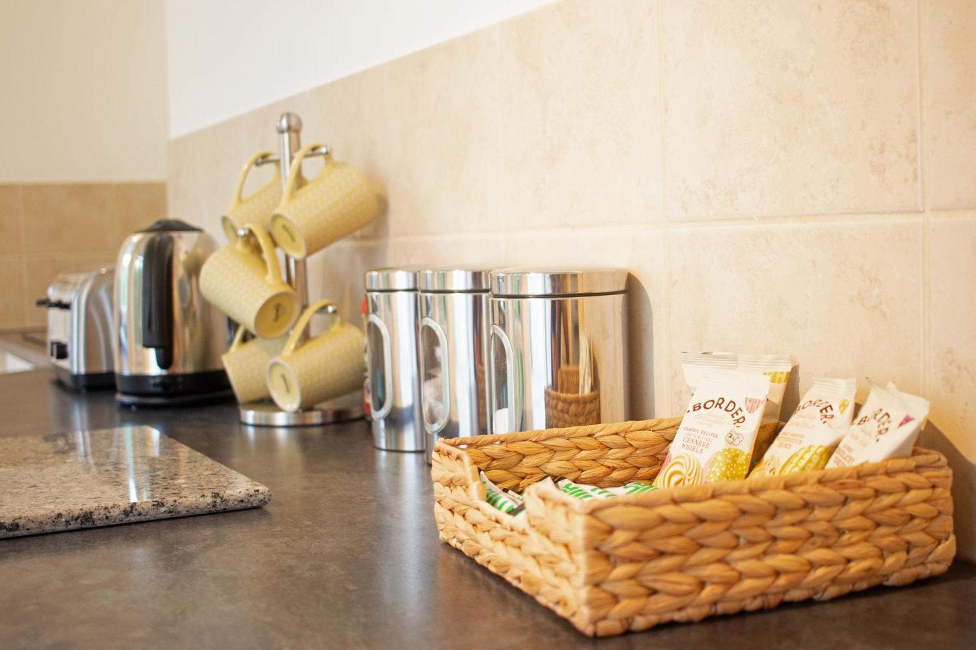 Raleigh Gf - Ground Floor 1 Bed Georgian Flat In The City Centre Free Parking And Wifi Exeter Exteriör bild